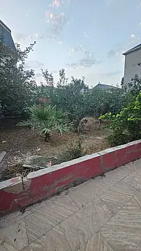 Satılır 5 otaqlı həyət evi 240 m²
