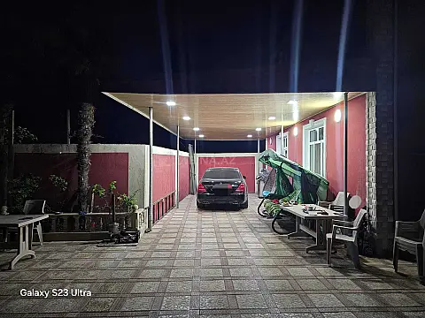 Satılır 5 otaqlı həyət evi 240 m²