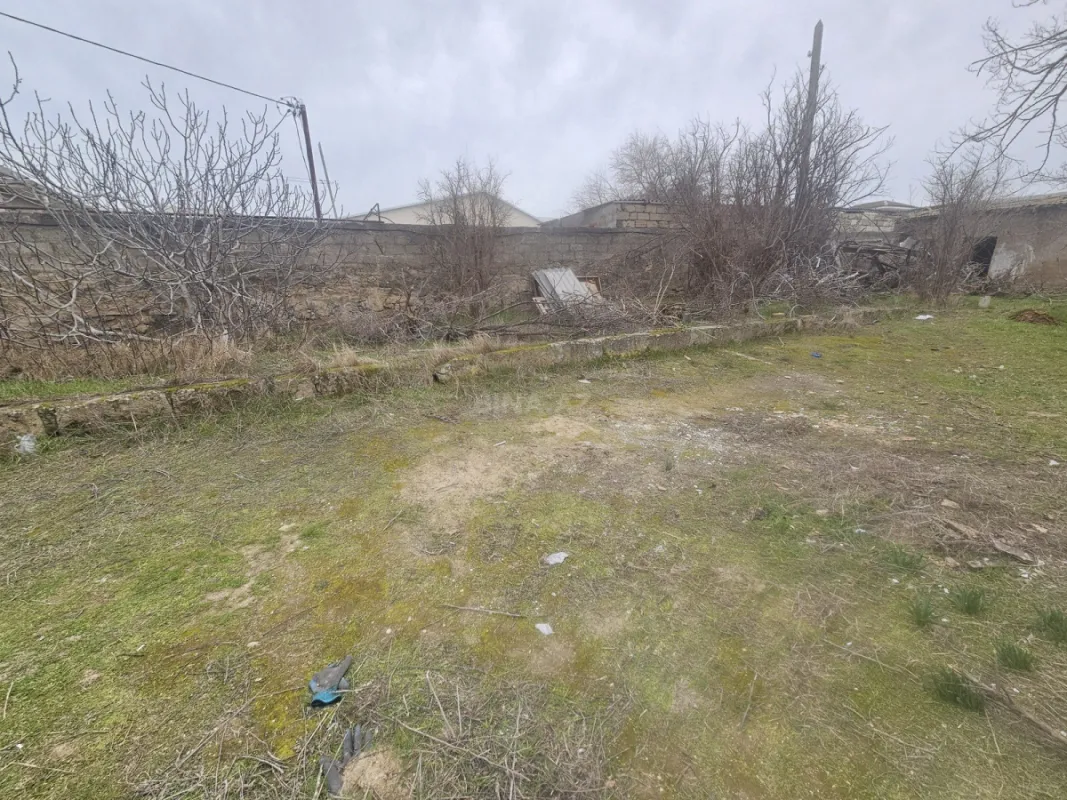 Satılır torpaq sahəsi 4 m²