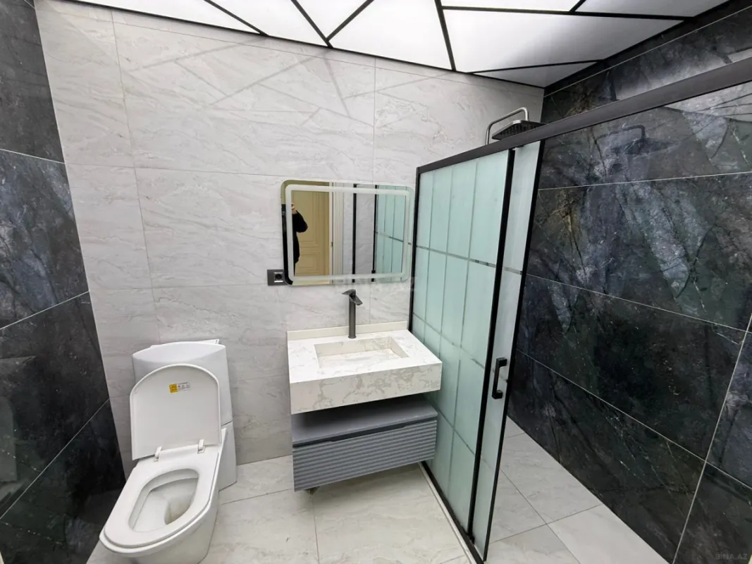 Satılır 3 otaqlı mənzil 110 m²