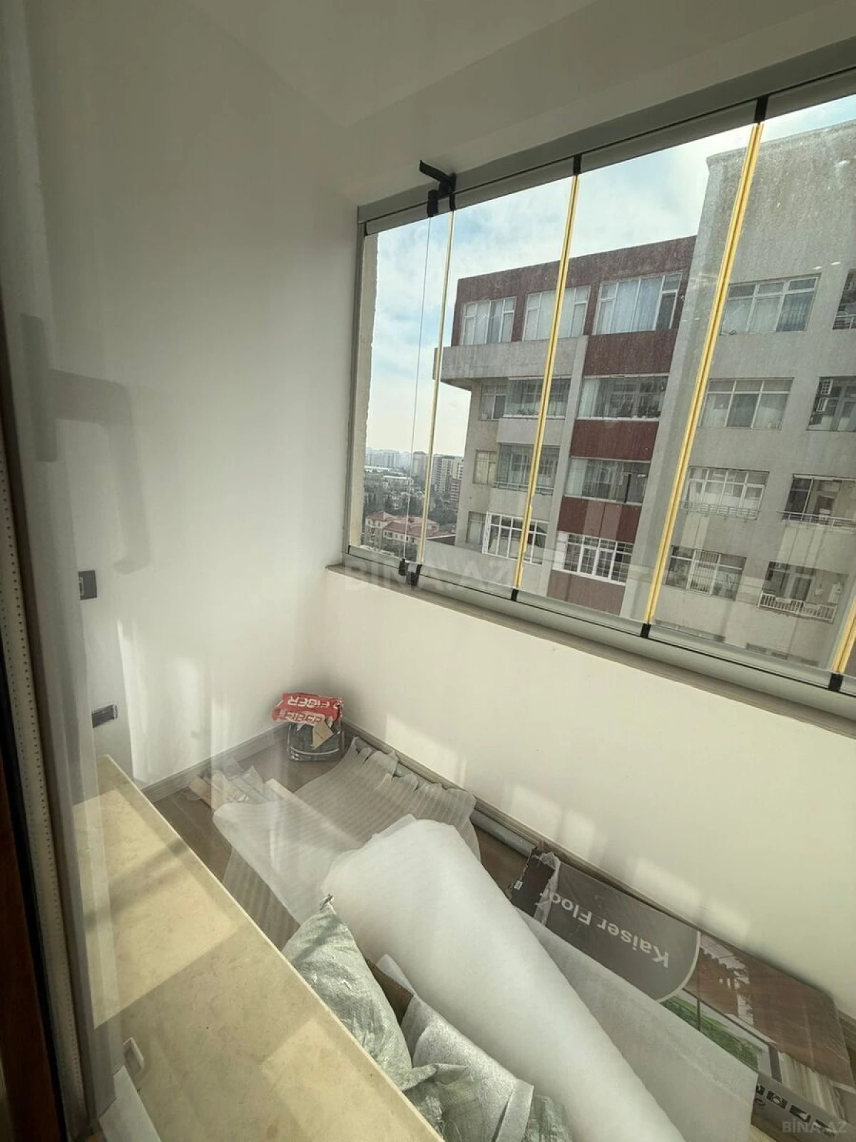 Satılır 3 otaqlı mənzil 110 m²