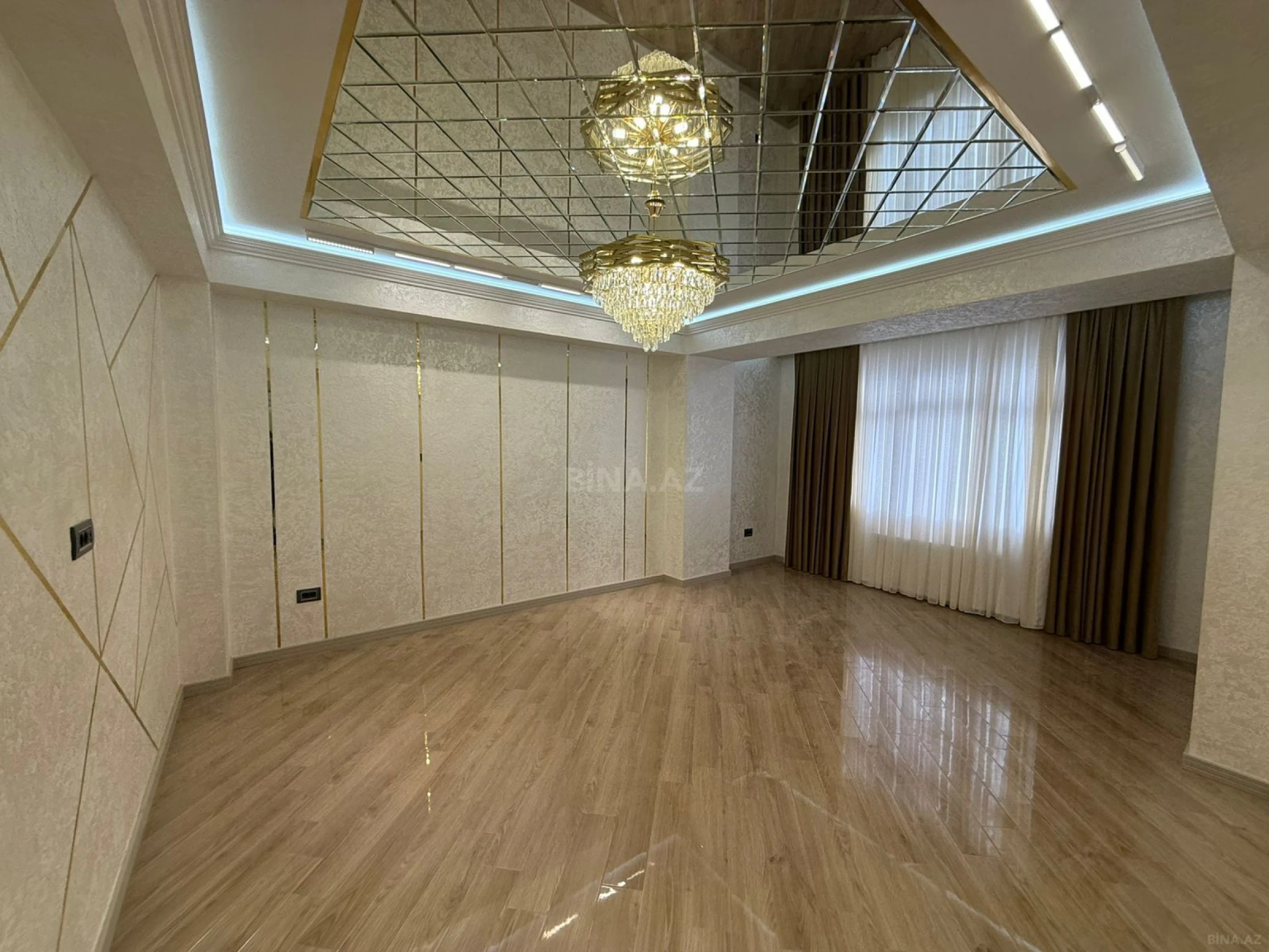 Satılır 3 otaqlı mənzil 110 m²