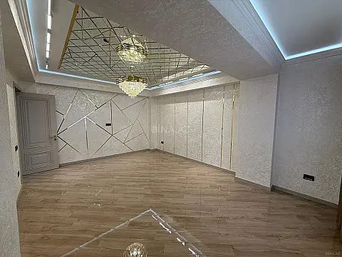 Satılır 3 otaqlı mənzil 110 m²