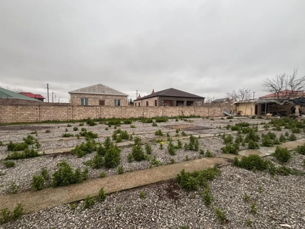 Satılır torpaq sahəsi 10 m²