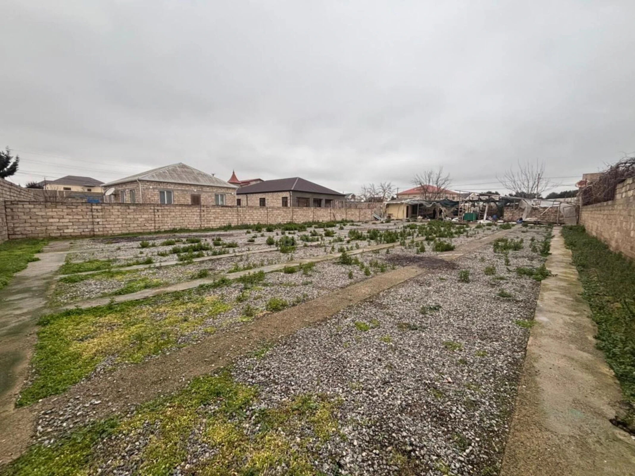 Satılır torpaq sahəsi 10 m²