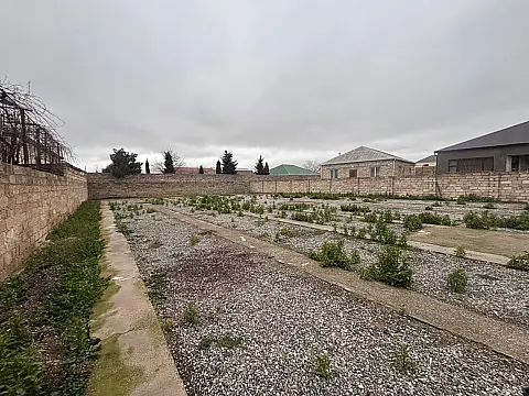 Satılır torpaq sahəsi 10 m²