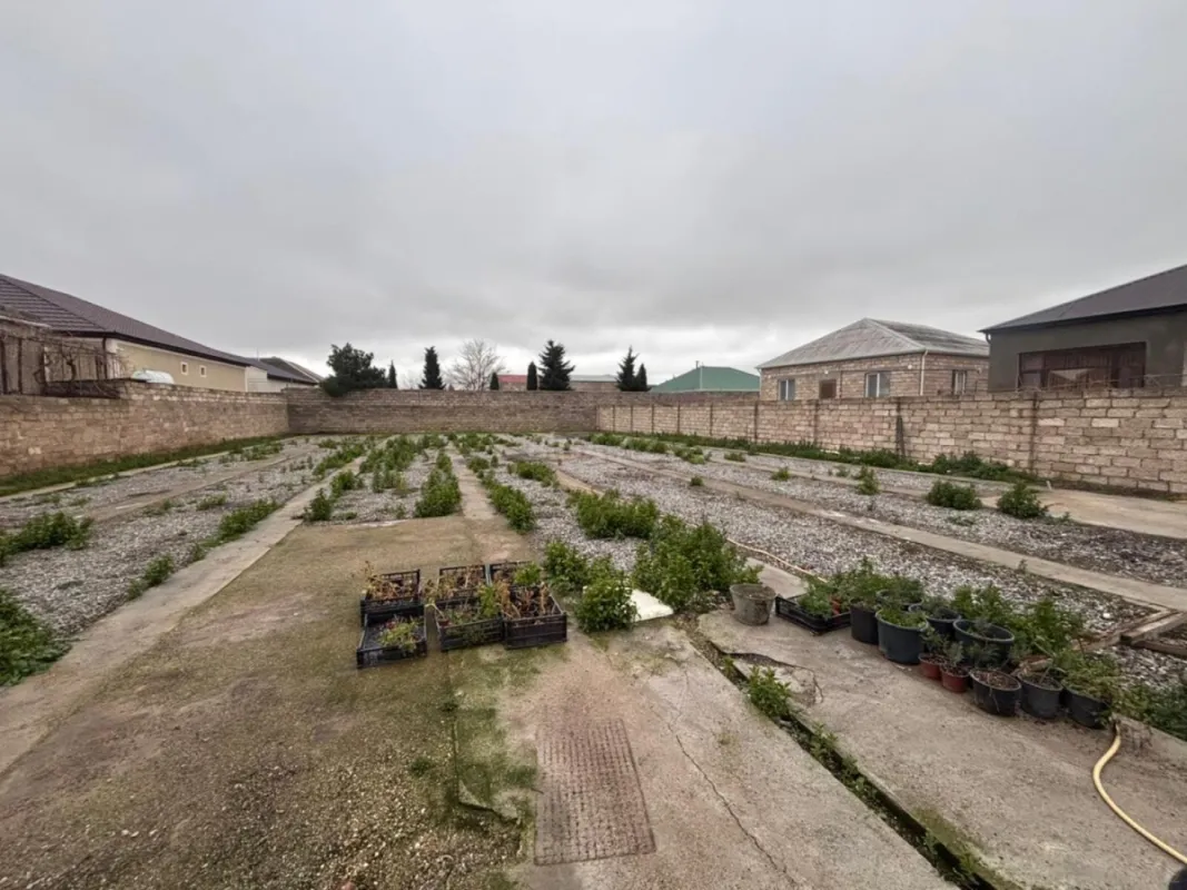 Satılır torpaq sahəsi 10 m²
