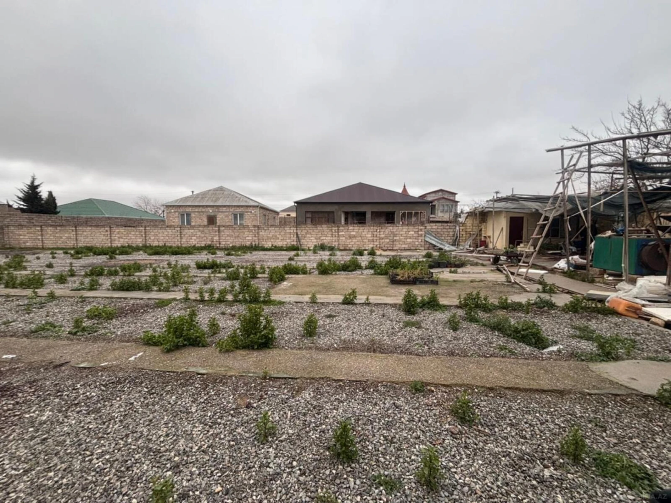 Satılır torpaq sahəsi 10 m²