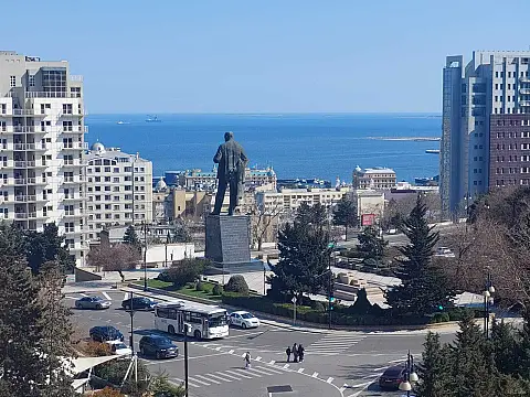 Satılır 3 otaqlı mənzil 80 m² — Bakı 3 otaq 80.00 m²