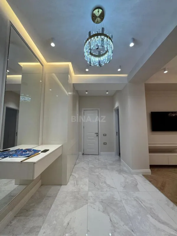 Kirayə verilir 3 otaqlı mənzil 129 m²