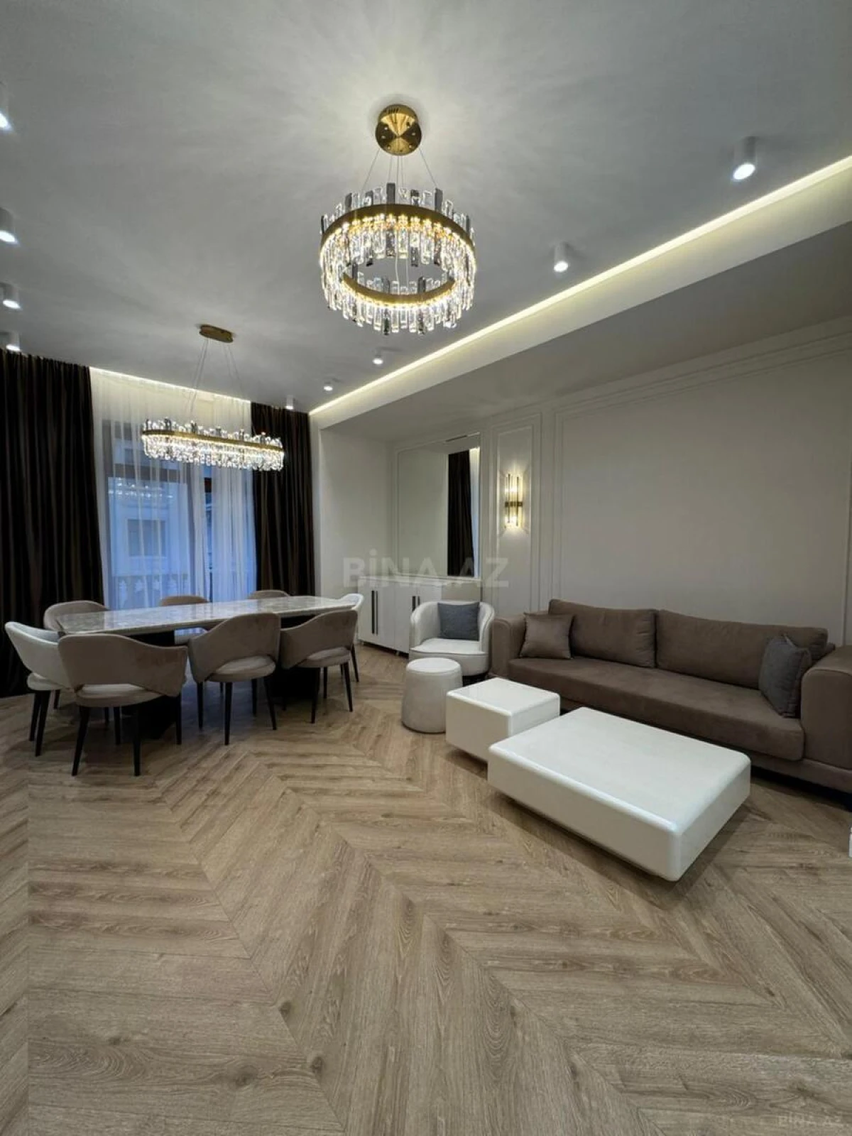 Kirayə verilir 3 otaqlı mənzil 129 m²