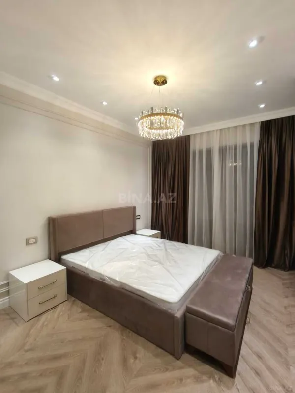 Kirayə verilir 3 otaqlı mənzil 129 m²
