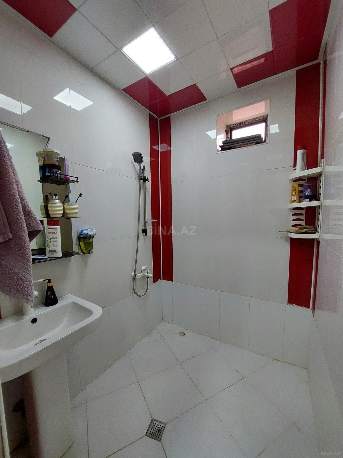 Satılır 5 otaqlı həyət evi 124 m²