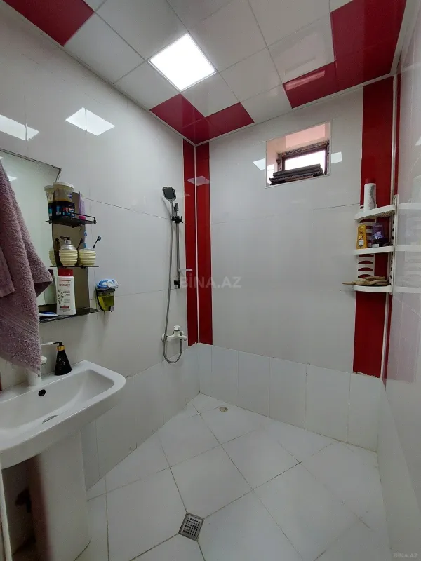 Satılır 5 otaqlı həyət evi 124 m²