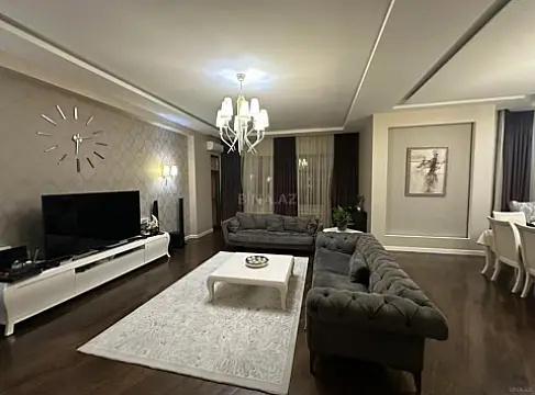 Satılır 4 otaqlı mənzil 200 m² — Bakı, Nizami 4 otaq 200.00 m²