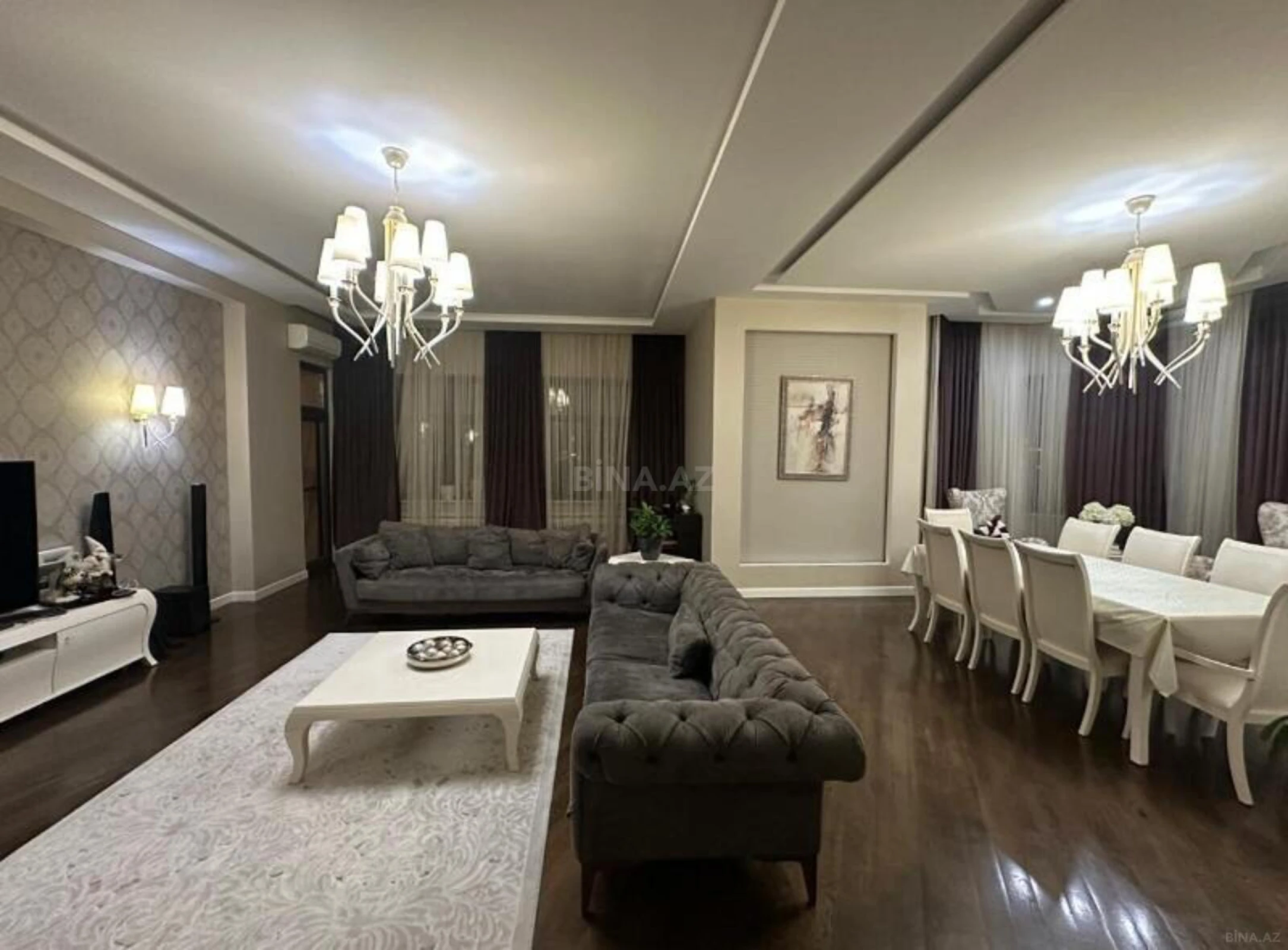 Satılır 4 otaqlı mənzil 200 m²