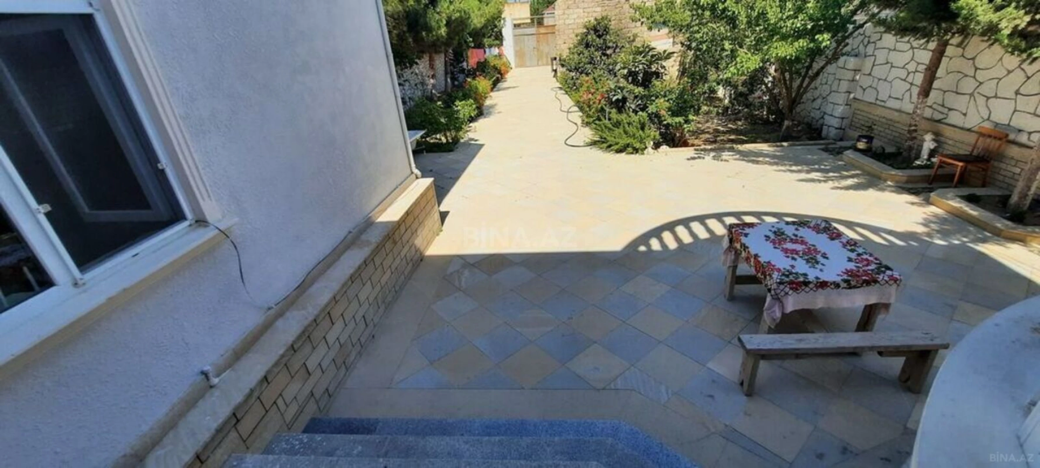 Satılır 5 otaqlı həyət evi 200 m²