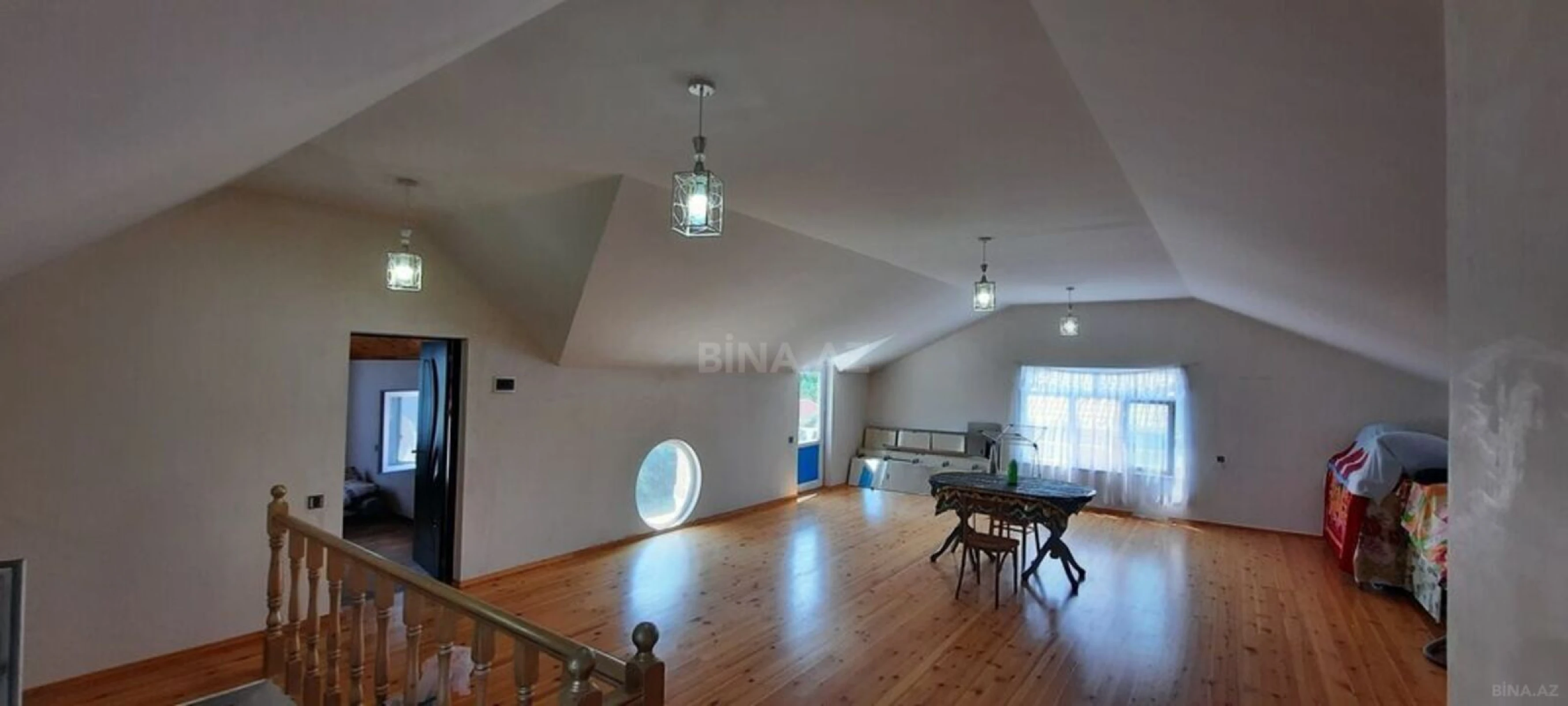 Satılır 5 otaqlı həyət evi 200 m²