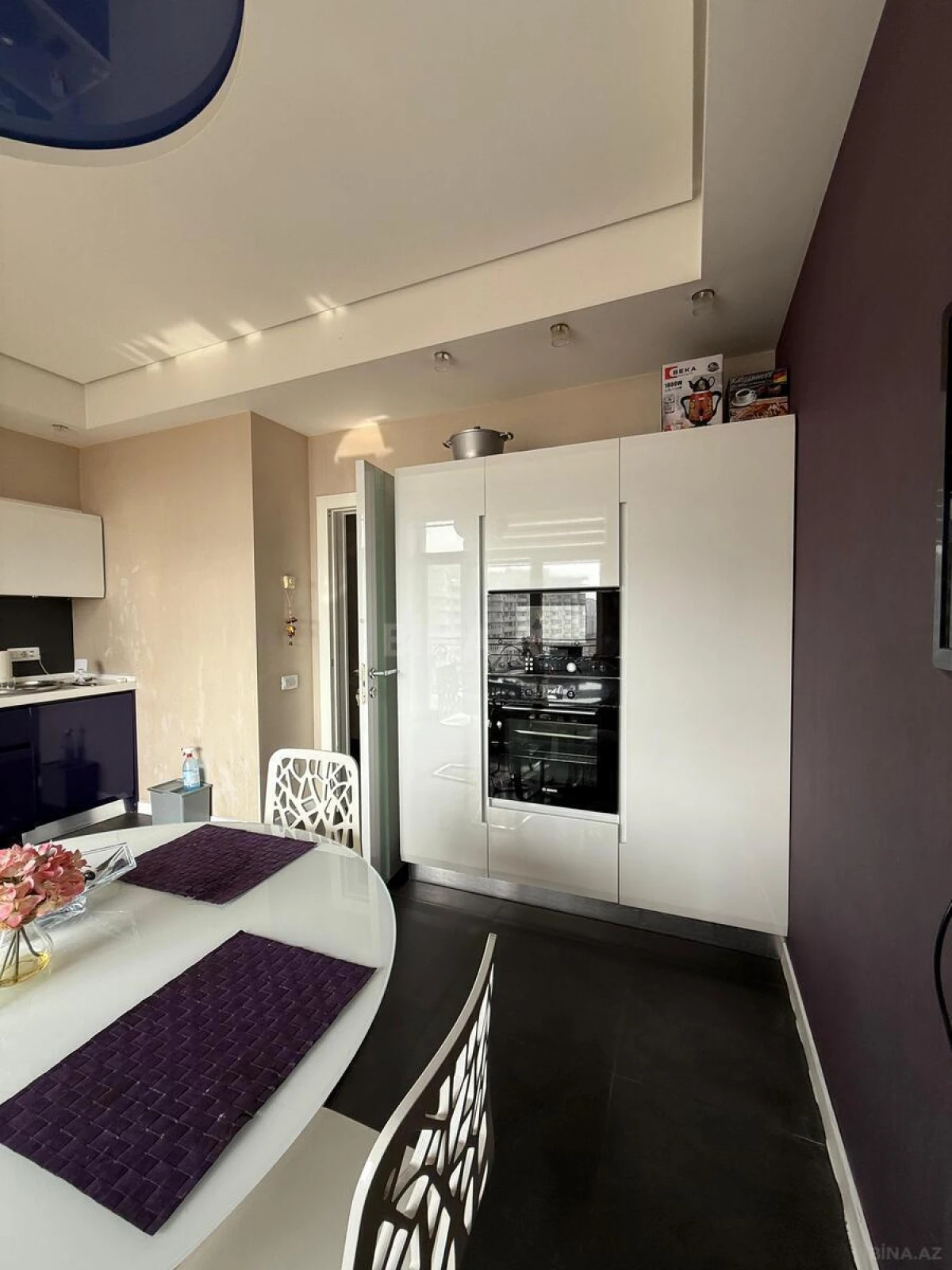 Satılır 3 otaqlı mənzil 158 m²