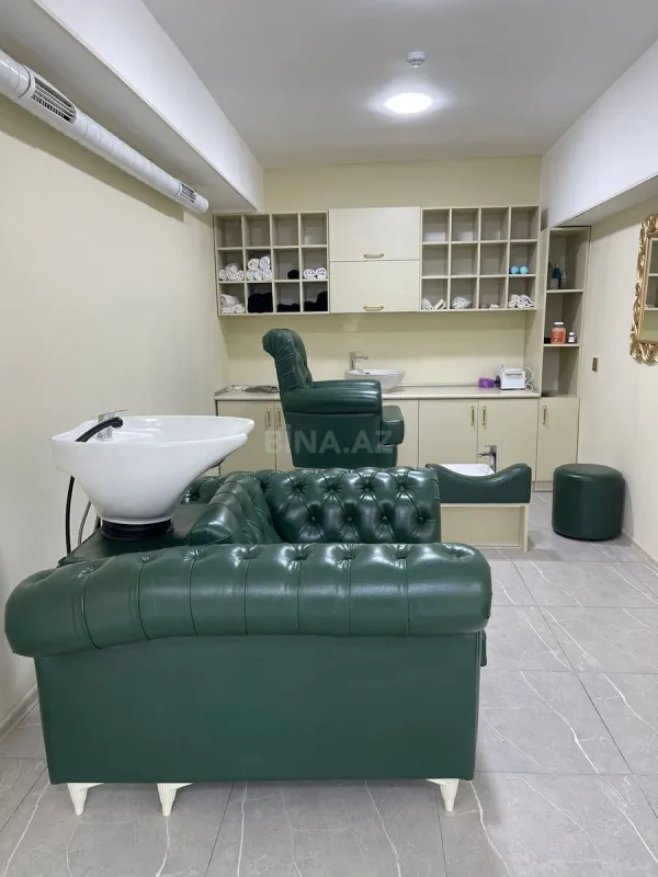 Kirayə verilir obyekt 210 m²