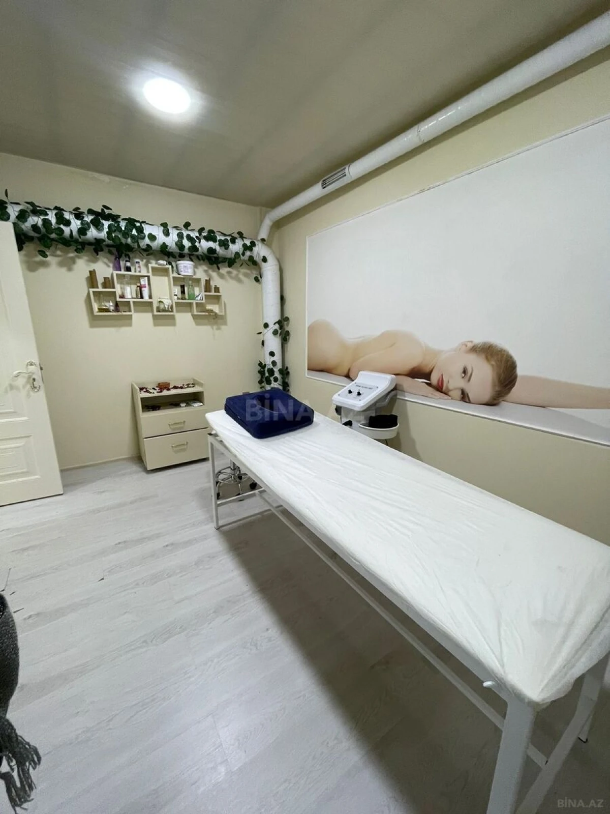 Kirayə verilir obyekt 210 m²