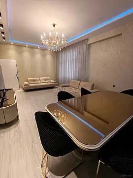 Satılır 3 otaqlı mənzil 125 m²