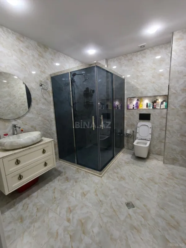 Satılır 3 otaqlı mənzil 125 m²