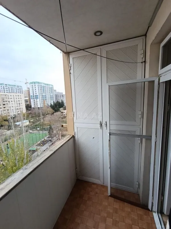 Satılır 3 otaqlı mənzil 72 m²