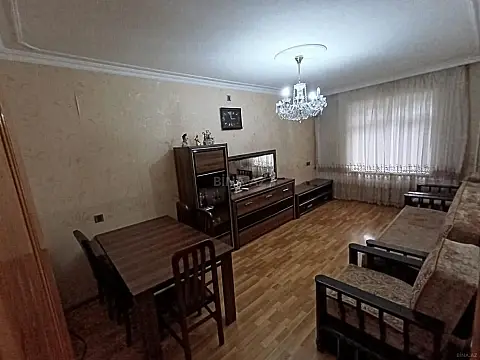 Satılır 3 otaqlı mənzil 72 m²