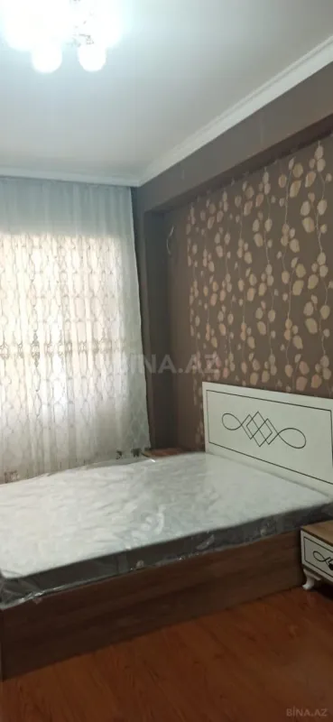 Kirayə verilir 3 otaqlı mənzil 120 m²