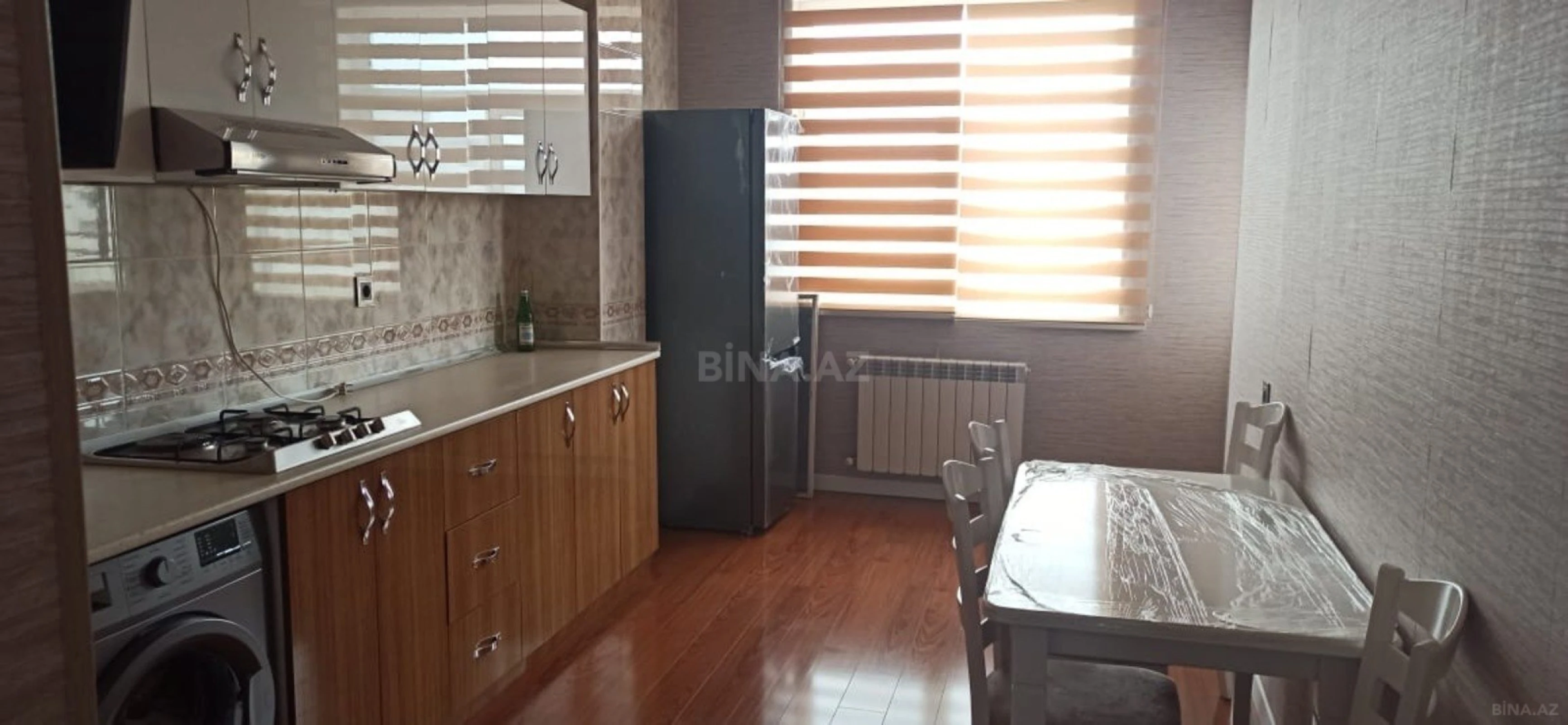 Kirayə verilir 3 otaqlı mənzil 120 m²
