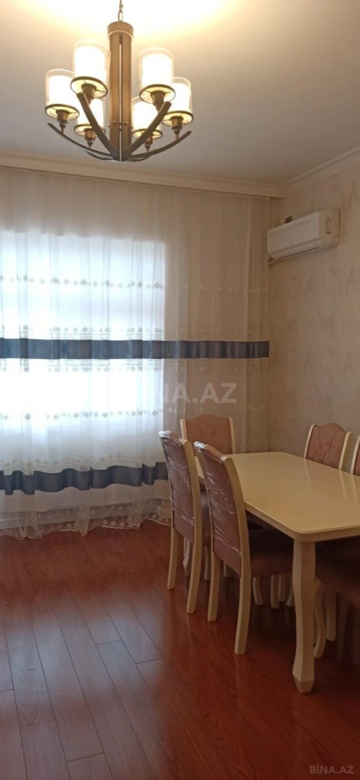Kirayə verilir 3 otaqlı mənzil 120 m²