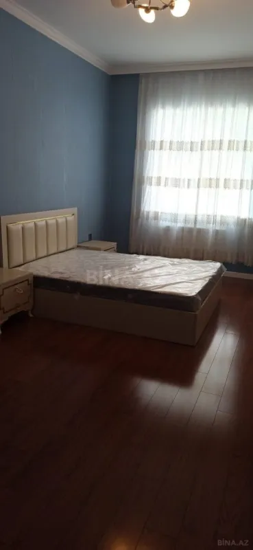 Kirayə verilir 3 otaqlı mənzil 120 m²