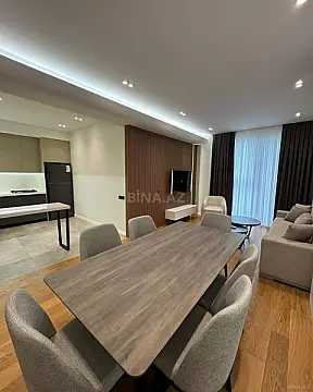 Kirayə verilir 2 otaqlı mənzil 105 m²