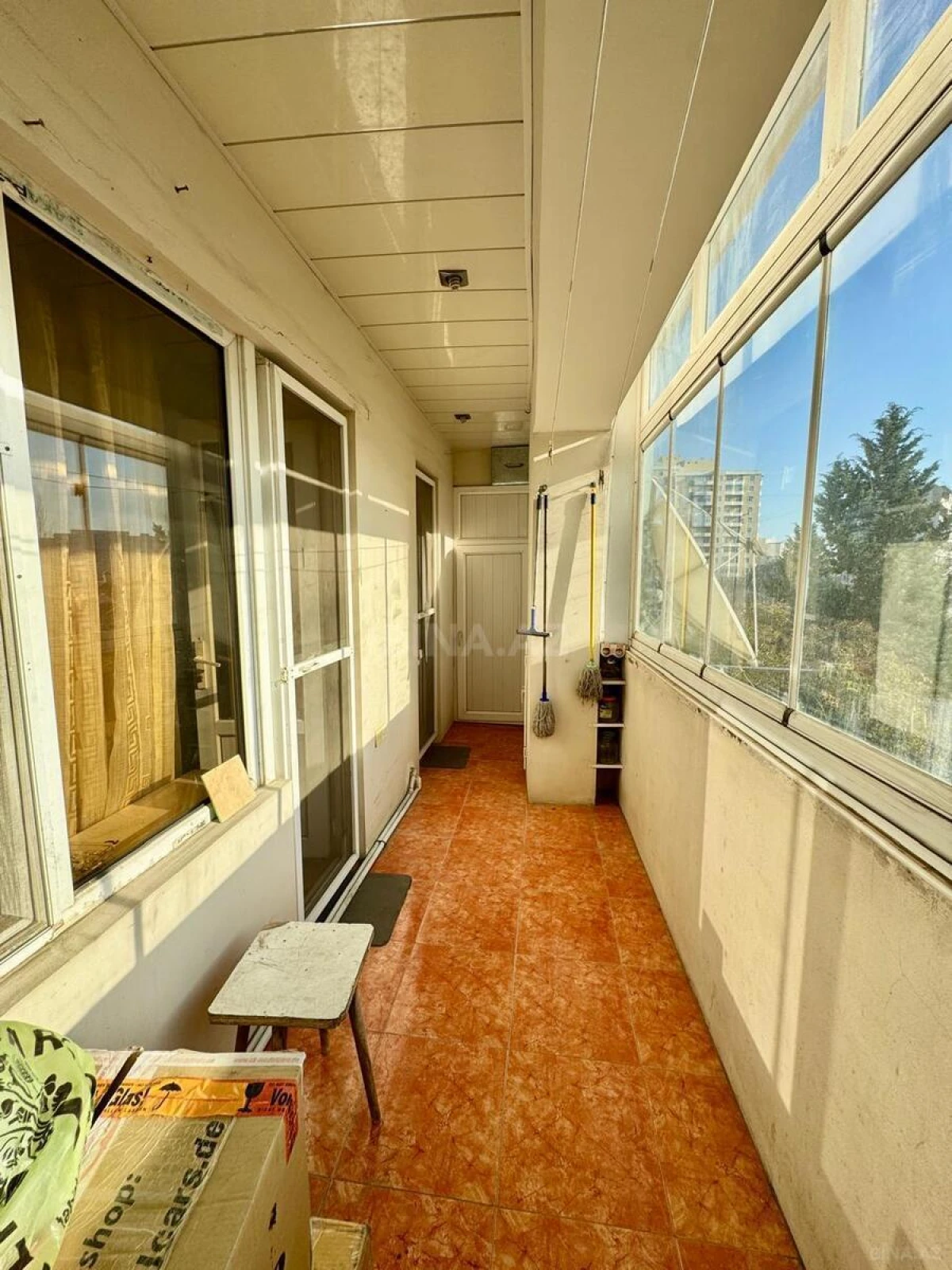 Satılır 4 otaqlı mənzil 90 m²