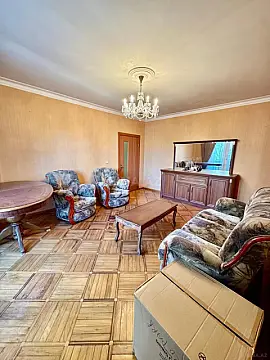 Satılır 4 otaqlı mənzil 90 m²