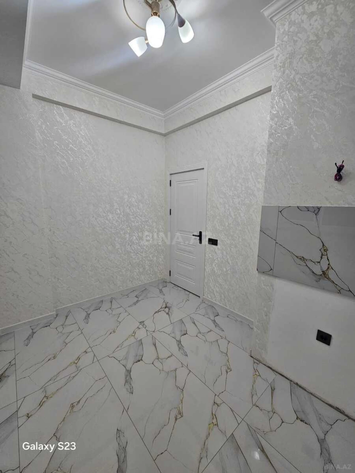 Satılır 2 otaqlı mənzil 58 m²