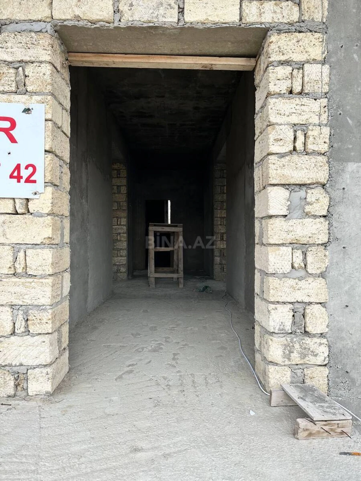 Satılır 5 otaqlı həyət evi 350 m²