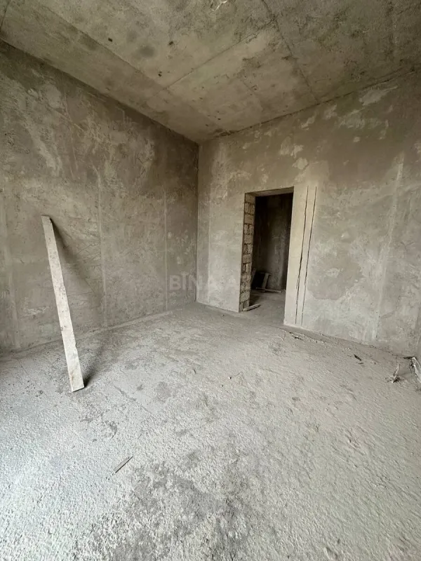 Satılır 5 otaqlı həyət evi 350 m²