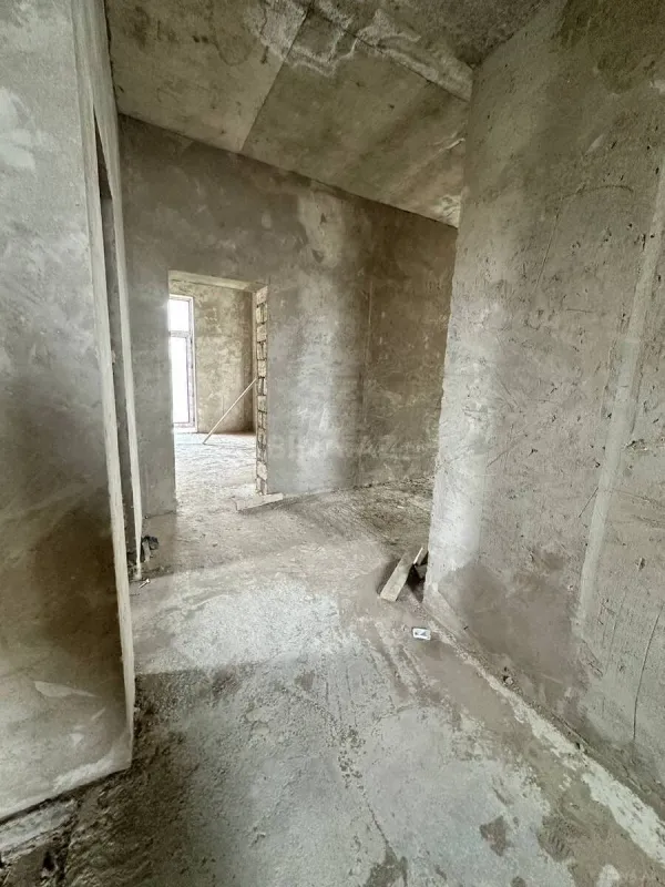 Satılır 5 otaqlı həyət evi 350 m²