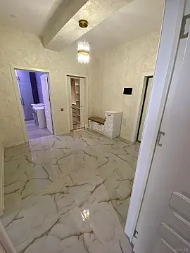 Kirayə verilir 2 otaqlı mənzil 100 m²