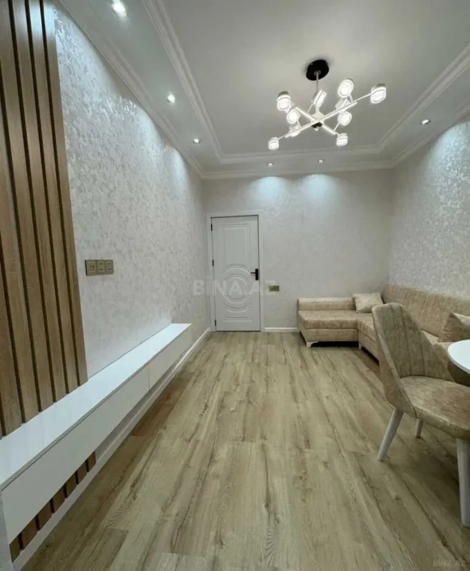 Kirayə verilir 2 otaqlı mənzil 50 m²