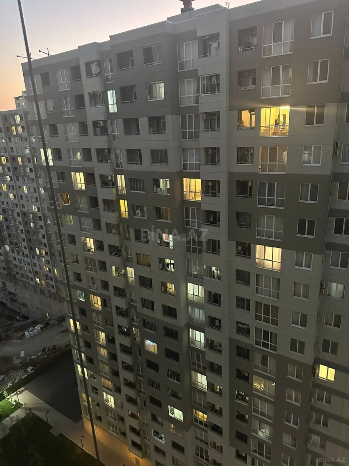 Kirayə verilir 2 otaqlı mənzil 50 m²