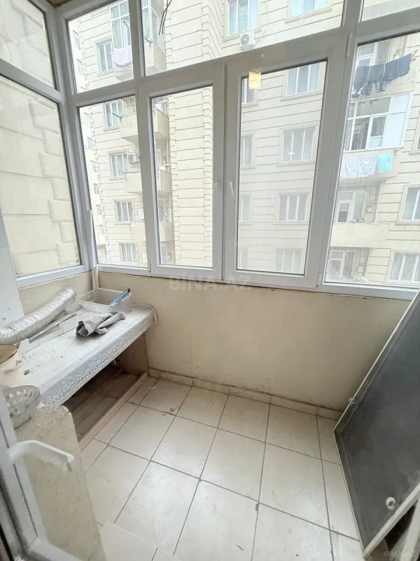 Satılır 4 otaqlı mənzil 105 m²