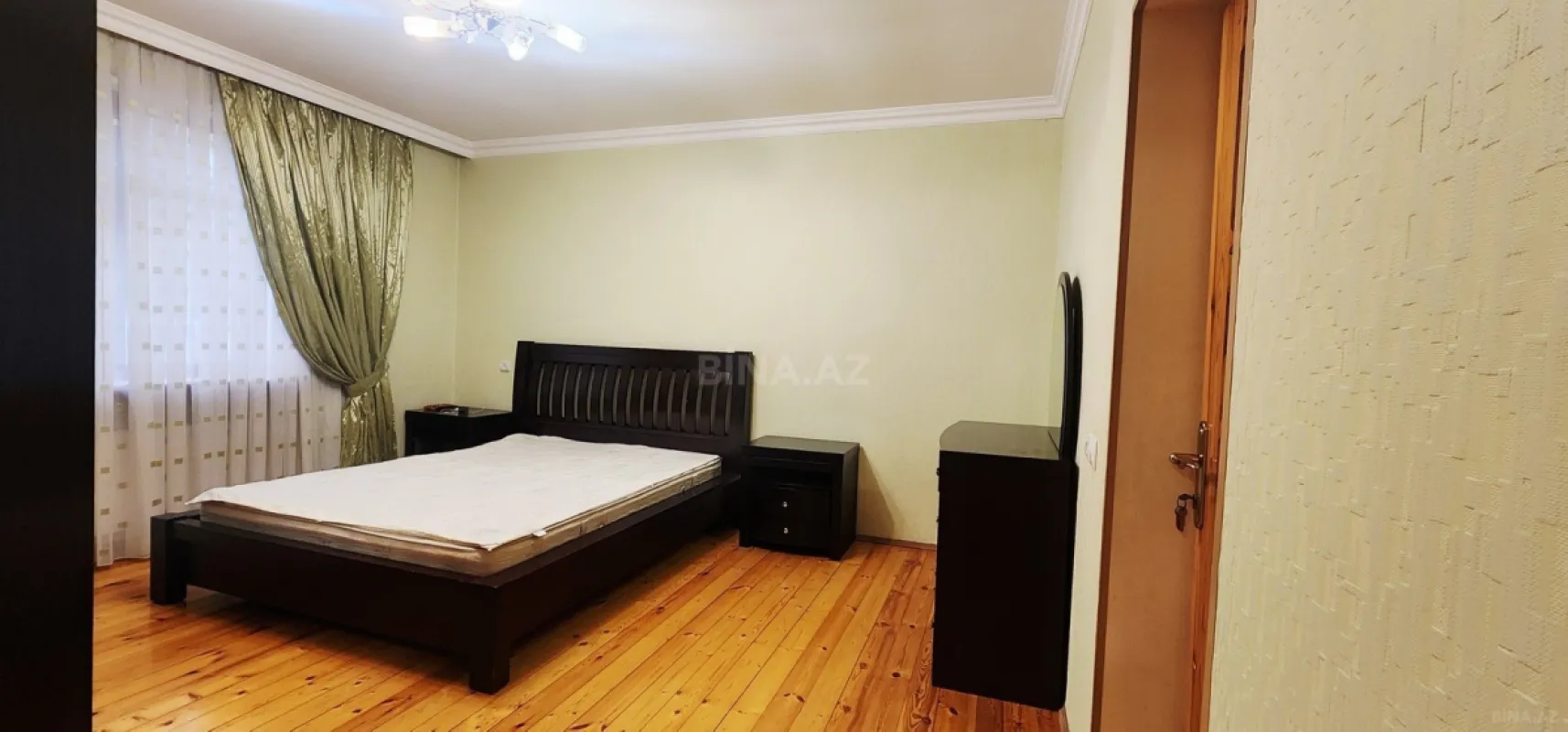 Satılır 4 otaqlı mənzil 85 m²