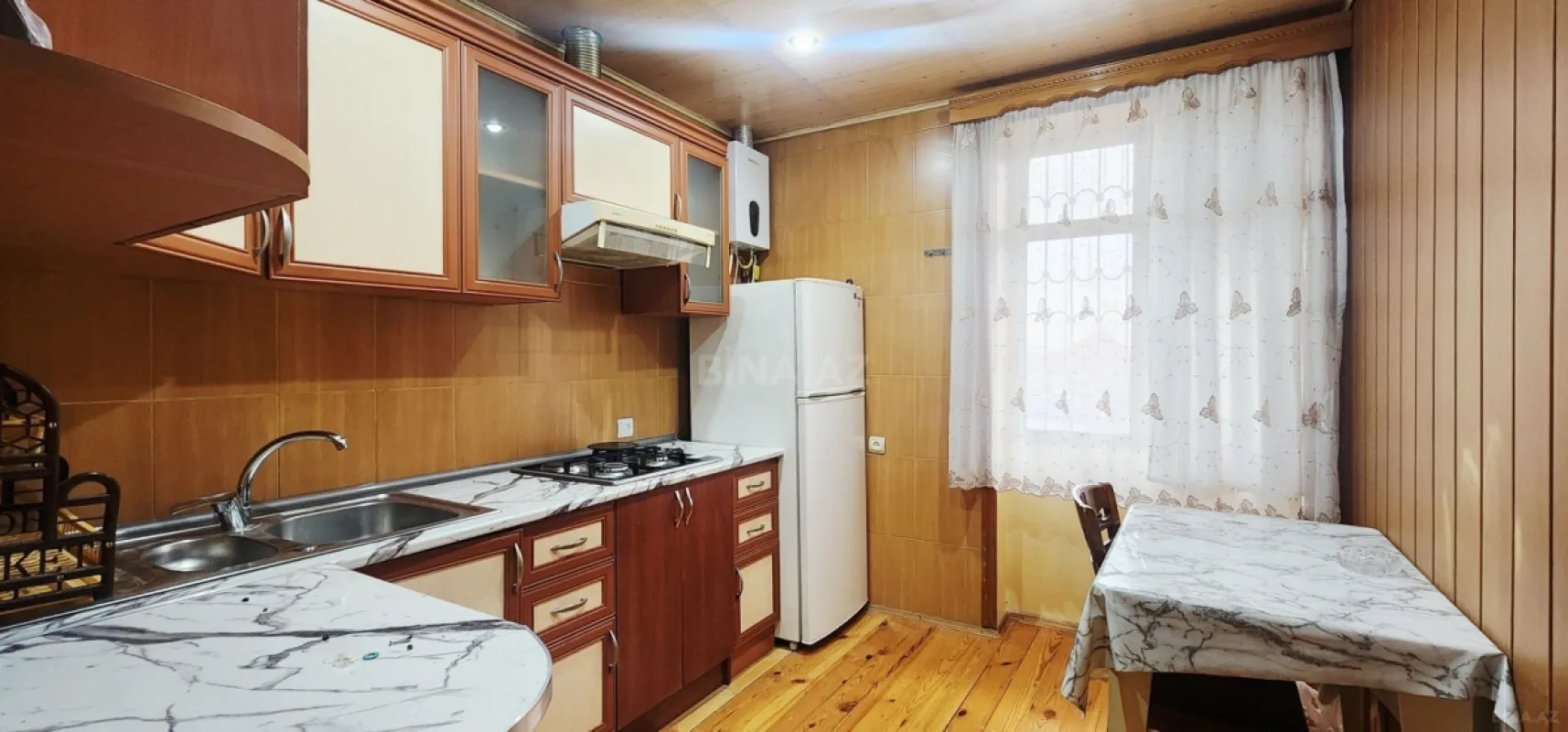 Satılır 4 otaqlı mənzil 85 m²