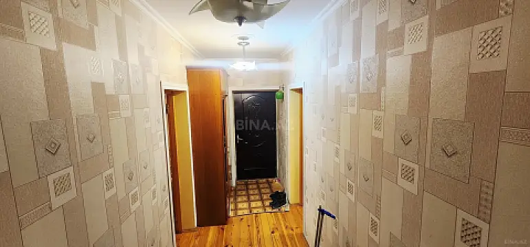 Satılır 4 otaqlı mənzil 85 m²