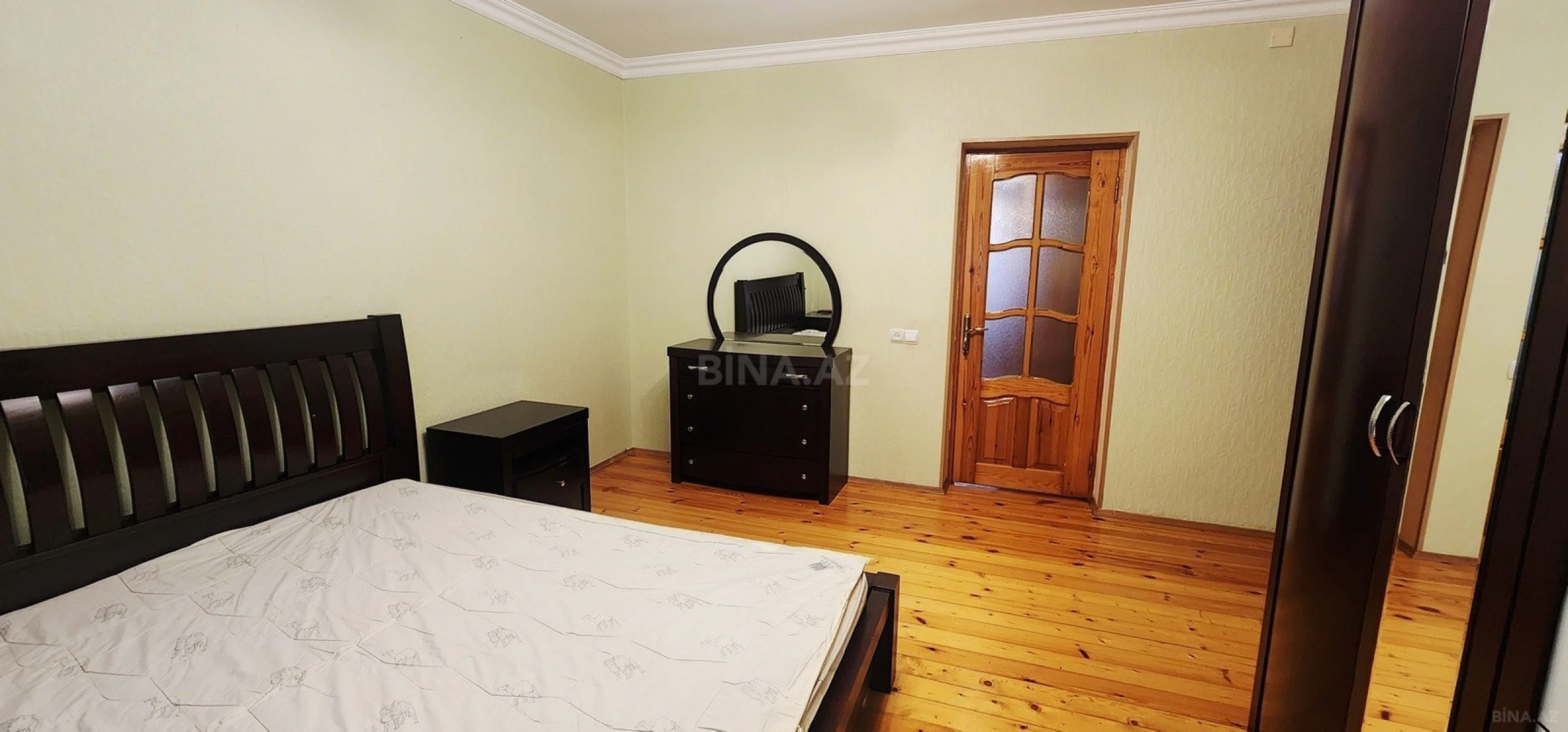 Satılır 4 otaqlı mənzil 85 m²