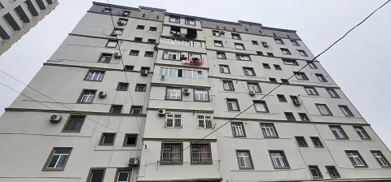 Satılır 4 otaqlı mənzil 85 m²