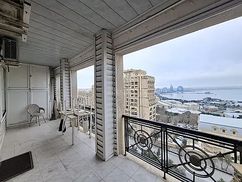 Kirayə verilir 2 otaqlı mənzil 85 m²